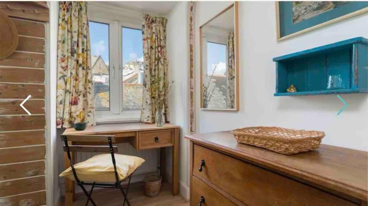 Apartment Breathtaking Harbourside Views With Parking At 'harbour Strand' *