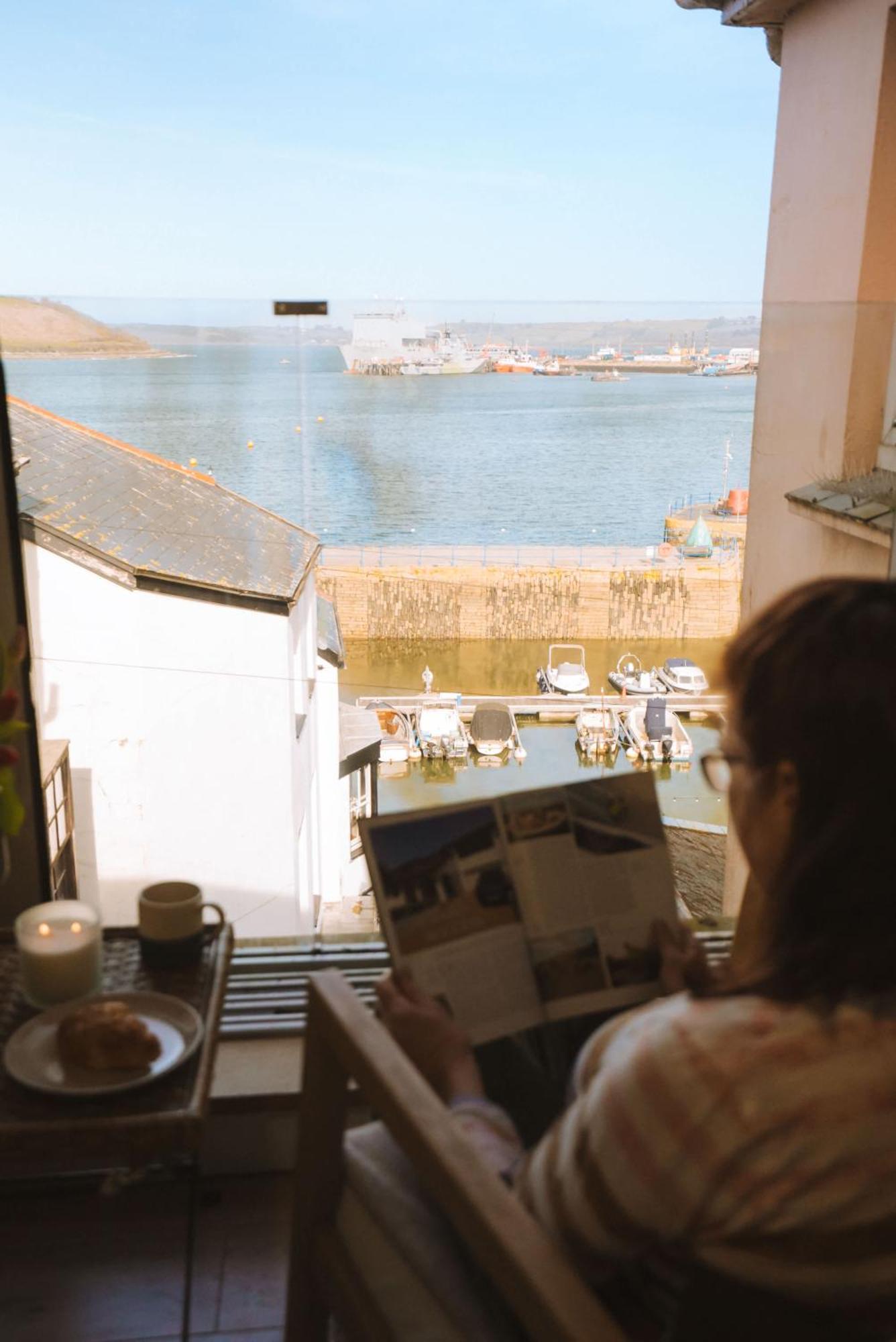 Breathtaking Harbourside Views With Parking At 'harbour Strand' Falmouth